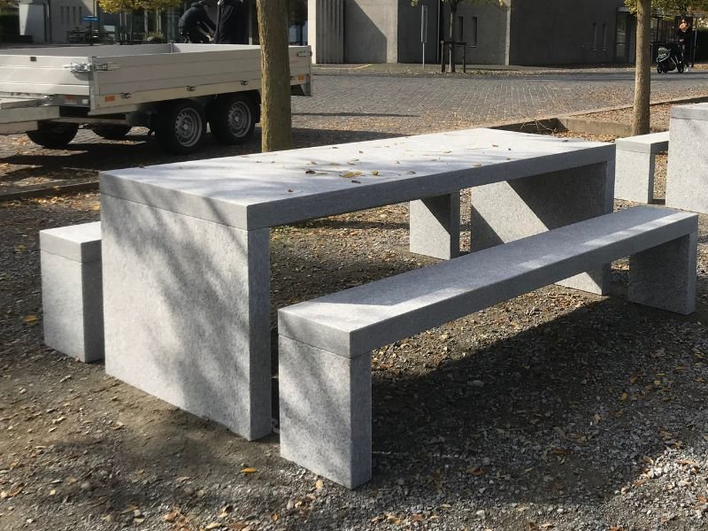 Tessiner GranitTisch DT Multiservices Purista Gesägt Geflammt