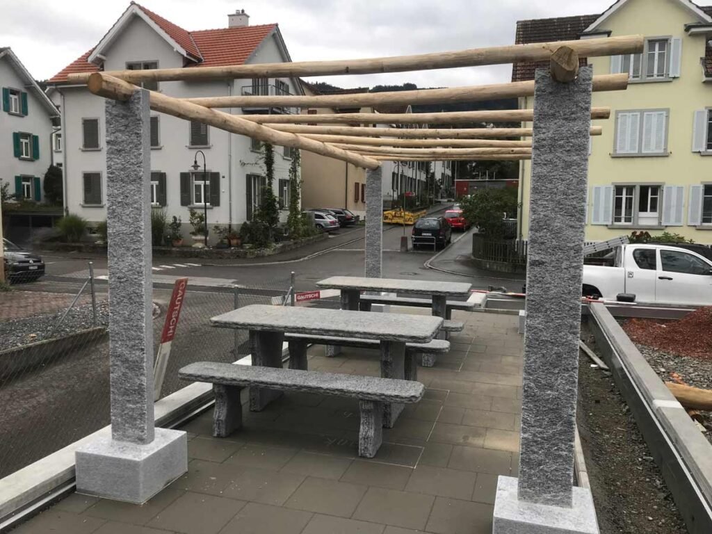 Granittisch Dunkler-Granit Ticino